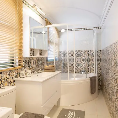 Skai Two Floor * Vasiliki