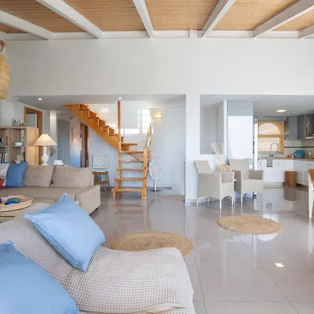 公寓 Skai Two Floor