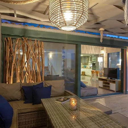 公寓 Skai Two Floor *