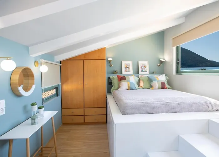 Skai Two Floor 아파트 *