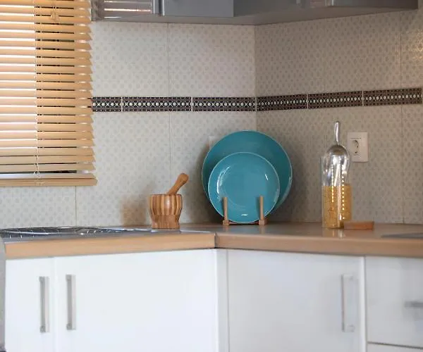 Skai Two Floor 아파트 *